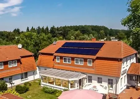 Zur Schleuse Canow Apartamento *